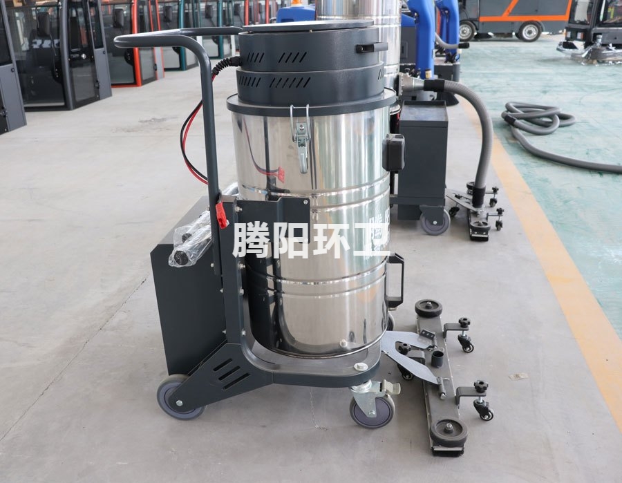 工業(yè)吸塵器 工業(yè)吸塵器